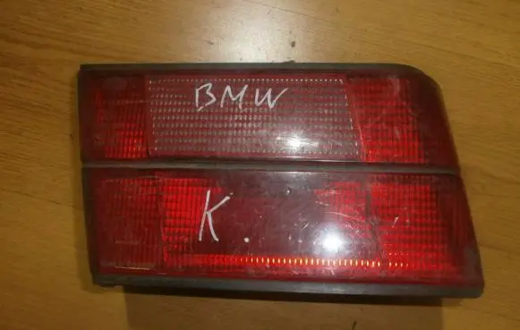 BMW 5 E34 Tailgate rear/tail lights 1384011l 8769r23