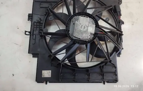 BMW X4 F26 Electric radiator cooling fan 7601176 1742760117603