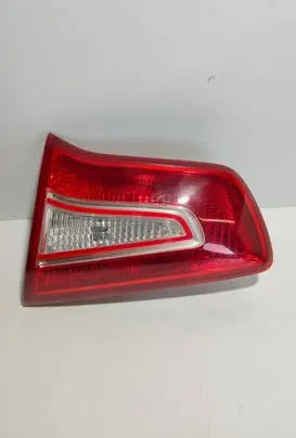 KIA Sportage Tailgate rear/tail lights 924063W0
