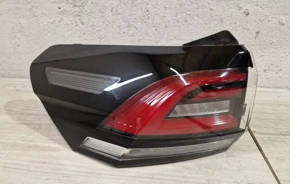 Volkswagen Taigo Rear/tail lights 2g7.945.095