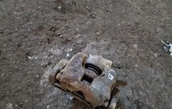 Volvo S80 Front brake caliper