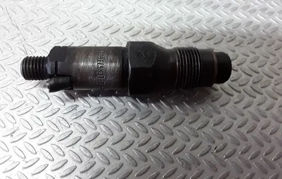 Peugeot Partner Fuel injector LCR6736001