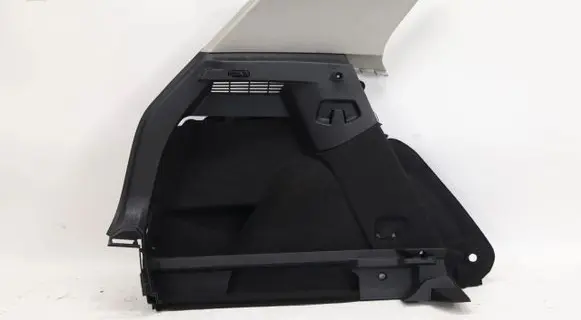 Volkswagen Golf VIII Other trunk/boot trim element 5773894