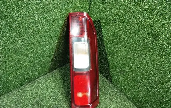 Opel Vivaro Rear/tail lights 265504656R 93867969