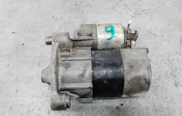 Peugeot 206 Starter motor 9633292480