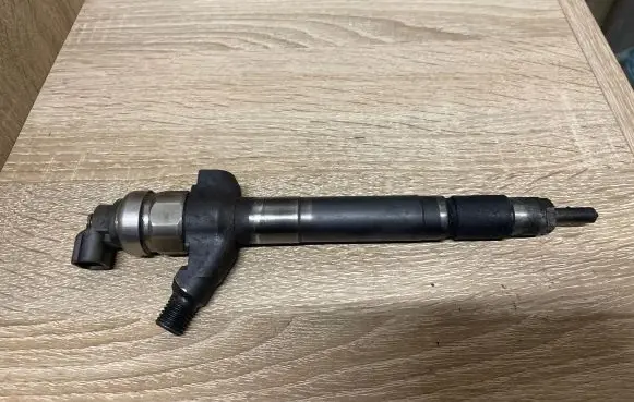 Ford Transit Fuel injector 6C1Q9K546BC
