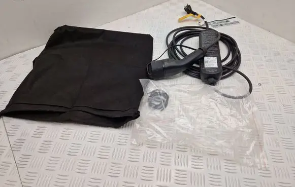Renault Scenic E-Tech V Electric car charging cable 296909329R 220240 KPT244500206WE