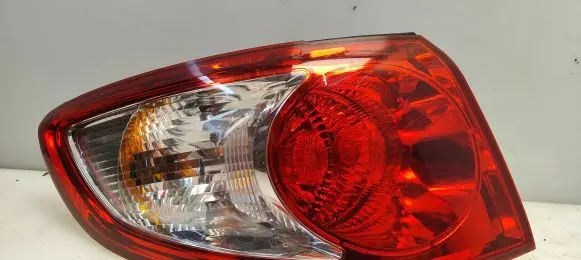 Hyundai Santa Fe Rear/tail lights 924012B0