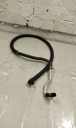 Jeep Grand Cherokee Engine coolant pipe/hose 1043504