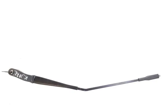 Mercedes-Benz A W169 Front wiper blade arm A1698200140