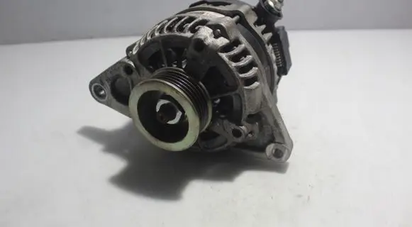 Suzuki SX4 S-Cross Generator/alternator 31400-60R0