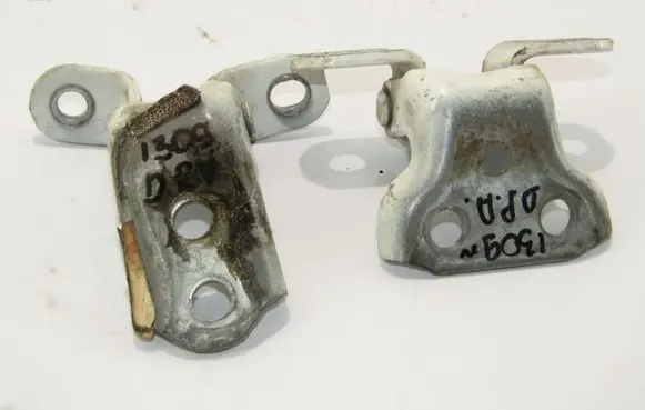 Front door hinge set