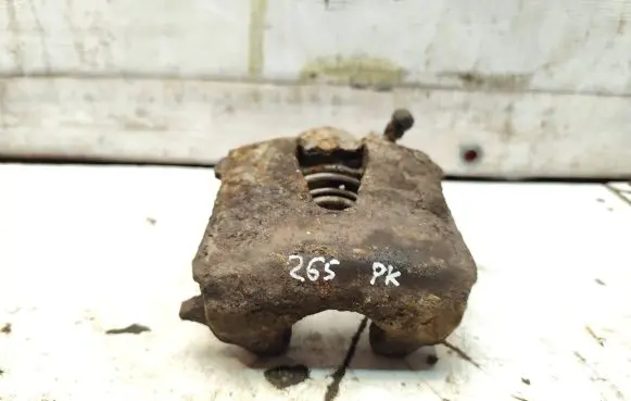 Skoda Octavia Mk1 (1U) Front brake caliper