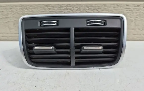 Audi A6 S6 C7 4G Rear air vent grill 4G0819203