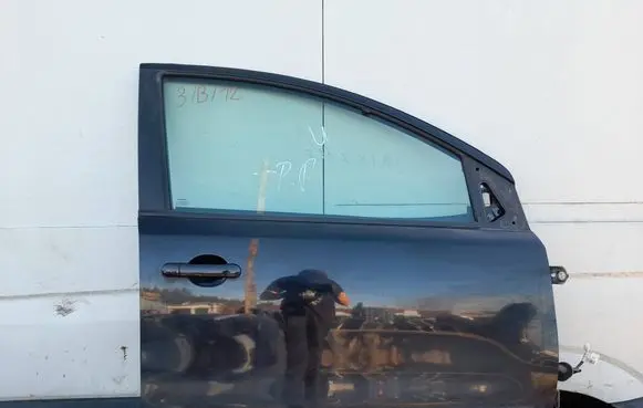 Nissan Note (E11) Front door NOTZ11G