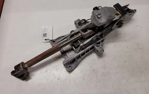 Volvo V50 Steering wheel axle 30723331 ZG520149B 30723325