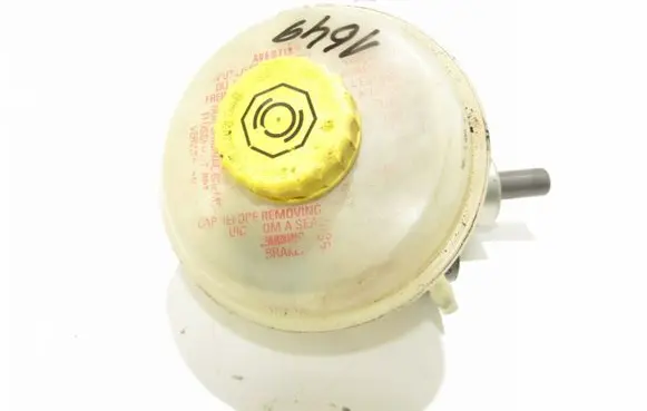 Audi A6 S6 C5 4B Master brake cylinder 8E0611301