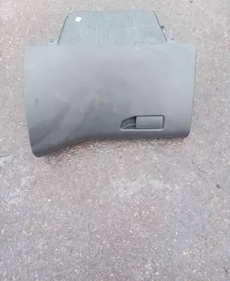 Peugeot 308 Glove box 9677995177 M47205 AA36088648