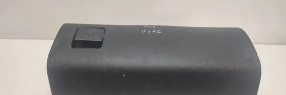 Volkswagen PASSAT B3 Glove box lid/cover 