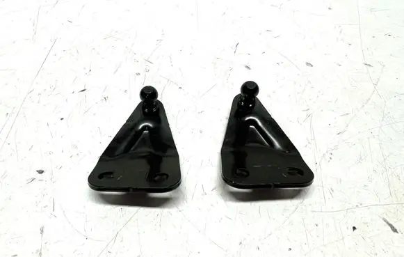 Nissan Juke I F15 Shock absorber/damper mounting bracket
