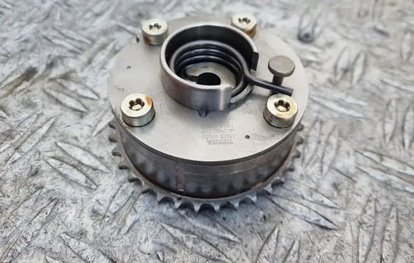 Toyota Auris 150 Camshaft pulley/ VANOS 130700T030 HU82298001230 11K19100603