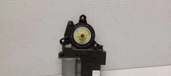 Volkswagen Transporter - Caravelle T5 Front door window regulator motor 6Y2959801 402066BH