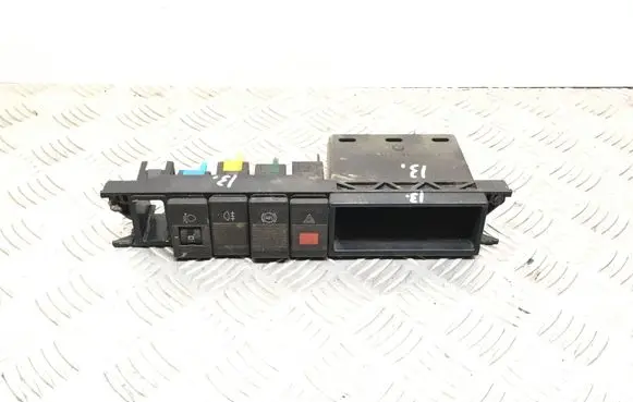 Audi 100 S4 C4 Hazard light switch 4A0941561