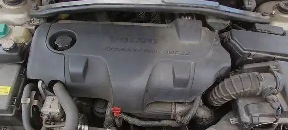 Volvo S60 Engine D5244T