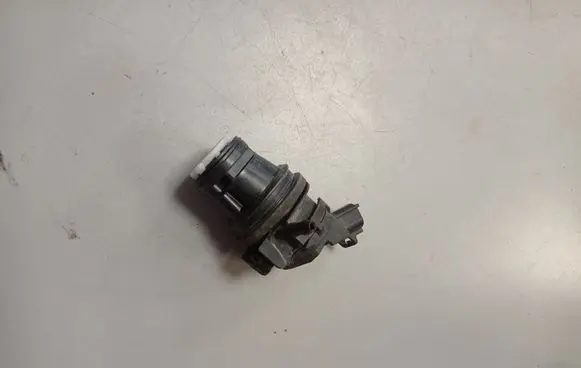 Toyota Sienna XL30 III Windscreen/windshield washer pump 85340AE010 0602104720