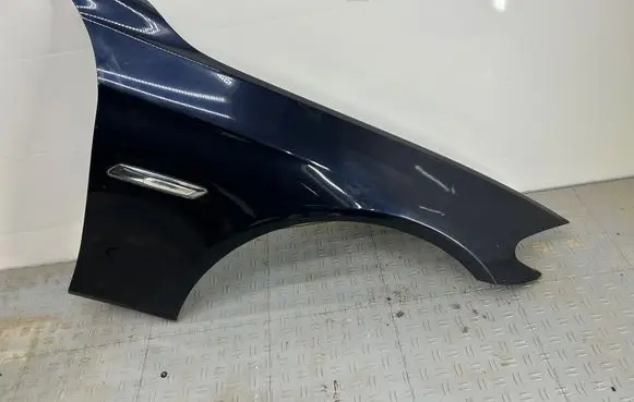 BMW 5 F10 F11 Fender