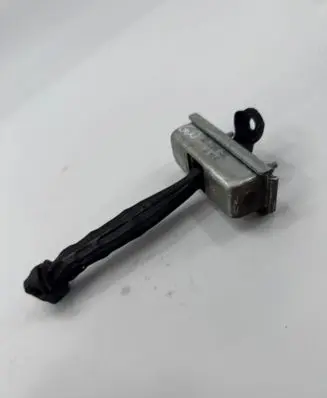 Opel Zafira C Rear door check strap stopper 
