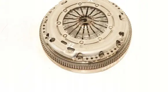 Volkswagen T-Roc Dual mass flywheel 04C105266E 04C141031H 04C141025R DWUMASOWE