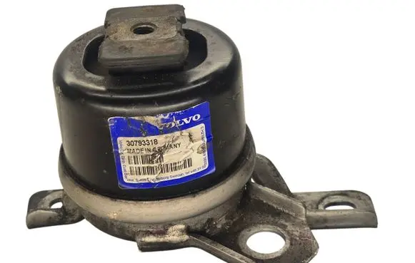Engine mount bracket
