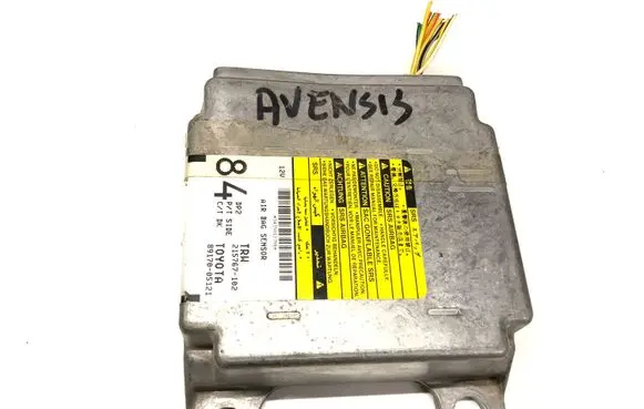 Toyota Avensis T250 Airbag control unit/module 215767102