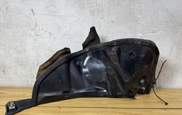 Audi Q7 4L Other engine bay part 4L0819512