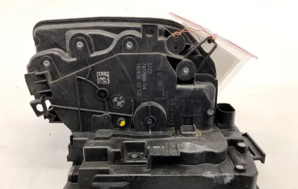 BMW 5 G30 G31 G38 Rear door lock 7477689
