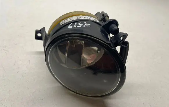 Volkswagen Touran I Front fog light 1T0941699C