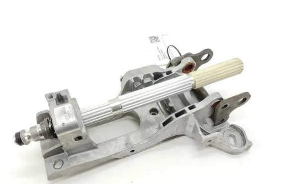 Steering wheel axle set