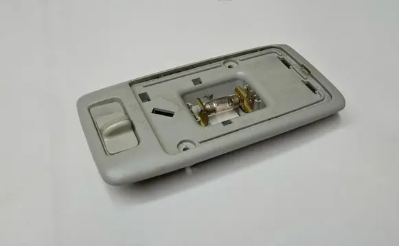 Subaru Legacy Front seat light 31067