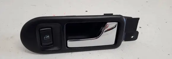 Volkswagen PASSAT B5.5 Front door interior handle 3B1837114