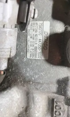 Toyota RAV 4 (XA40) Air conditioning (A/C) compressor (pump) 447250 SB8631025