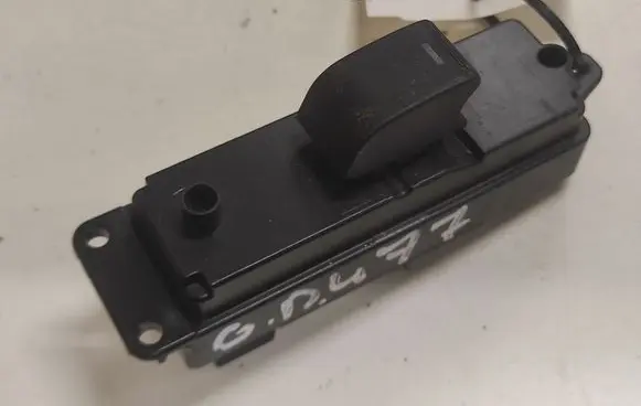 Mazda 6 Electric window control switch GS1E 03124620 K1827