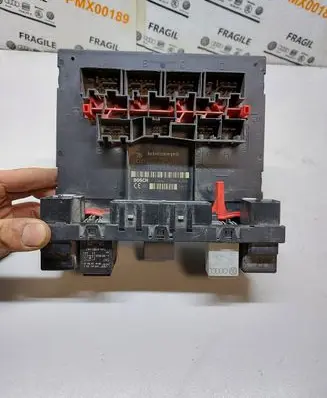 Volkswagen PASSAT B6 Comfort/convenience module 3C0937049E