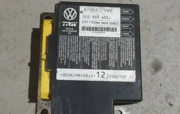 Volkswagen PASSAT B6 Airbag control unit/module 3C0909605J