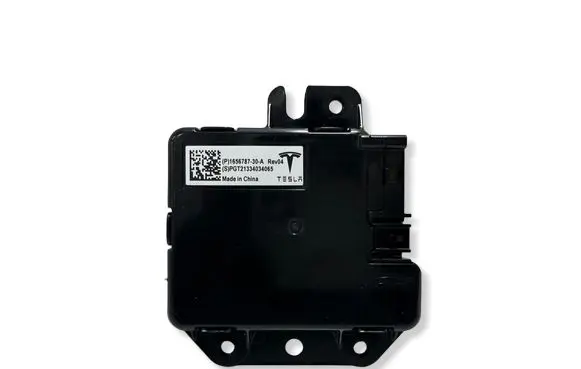 Tesla Model 3 USB control unit 165678730A