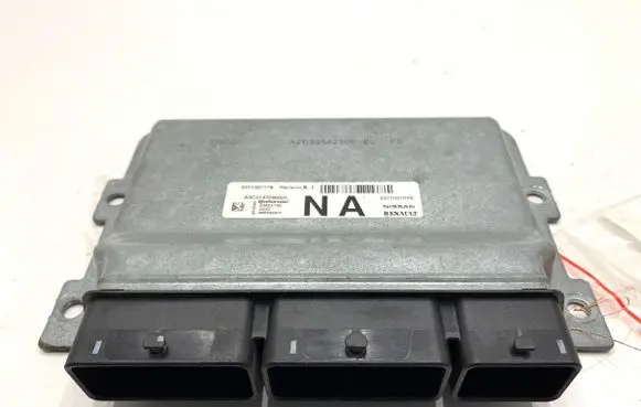 Renault Clio V Engine control unit/module ECU 237103717S
