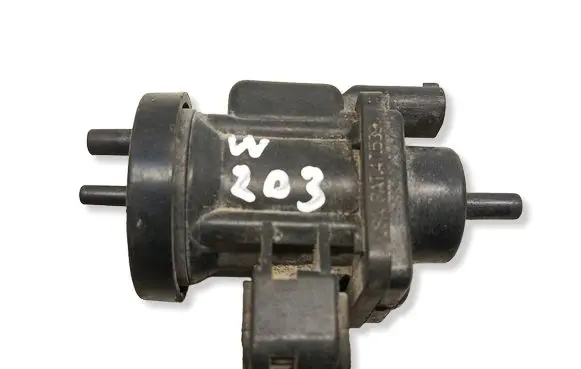 Mercedes-Benz C W203 Turbo solenoid valve A0005450427