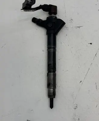 Toyota Corolla Verso AR10 Fuel injector 2367026020