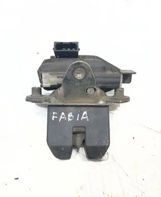 Skoda Fabia Mk2 (5J) Tailgate/trunk/boot lock/catch/latch 5J0827501B