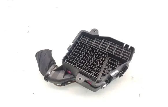 Volkswagen New Beetle Fuse module